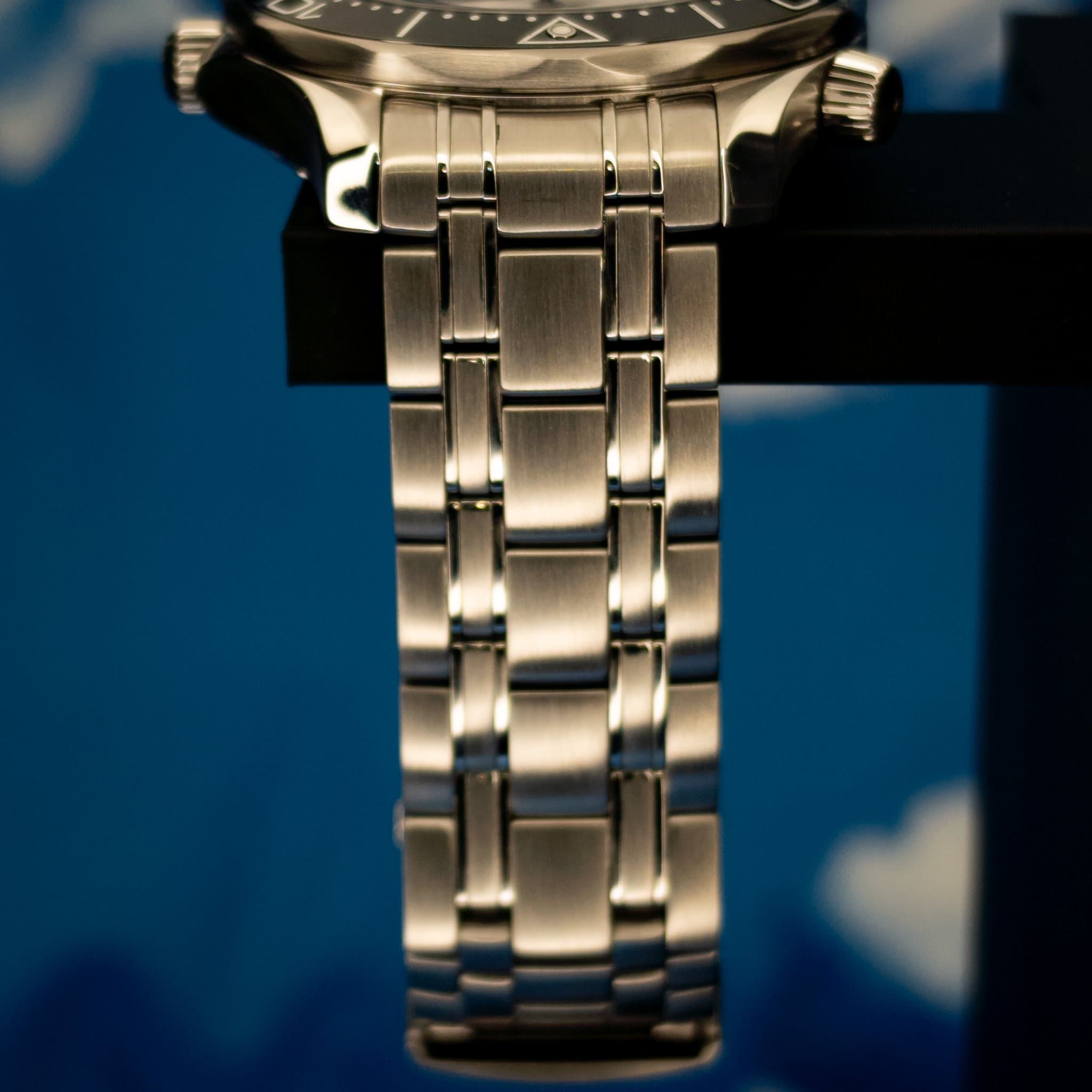 Omega SMP White Wave Steel 2025 (Ref. 210.30.42.20.04.001) — photo 13