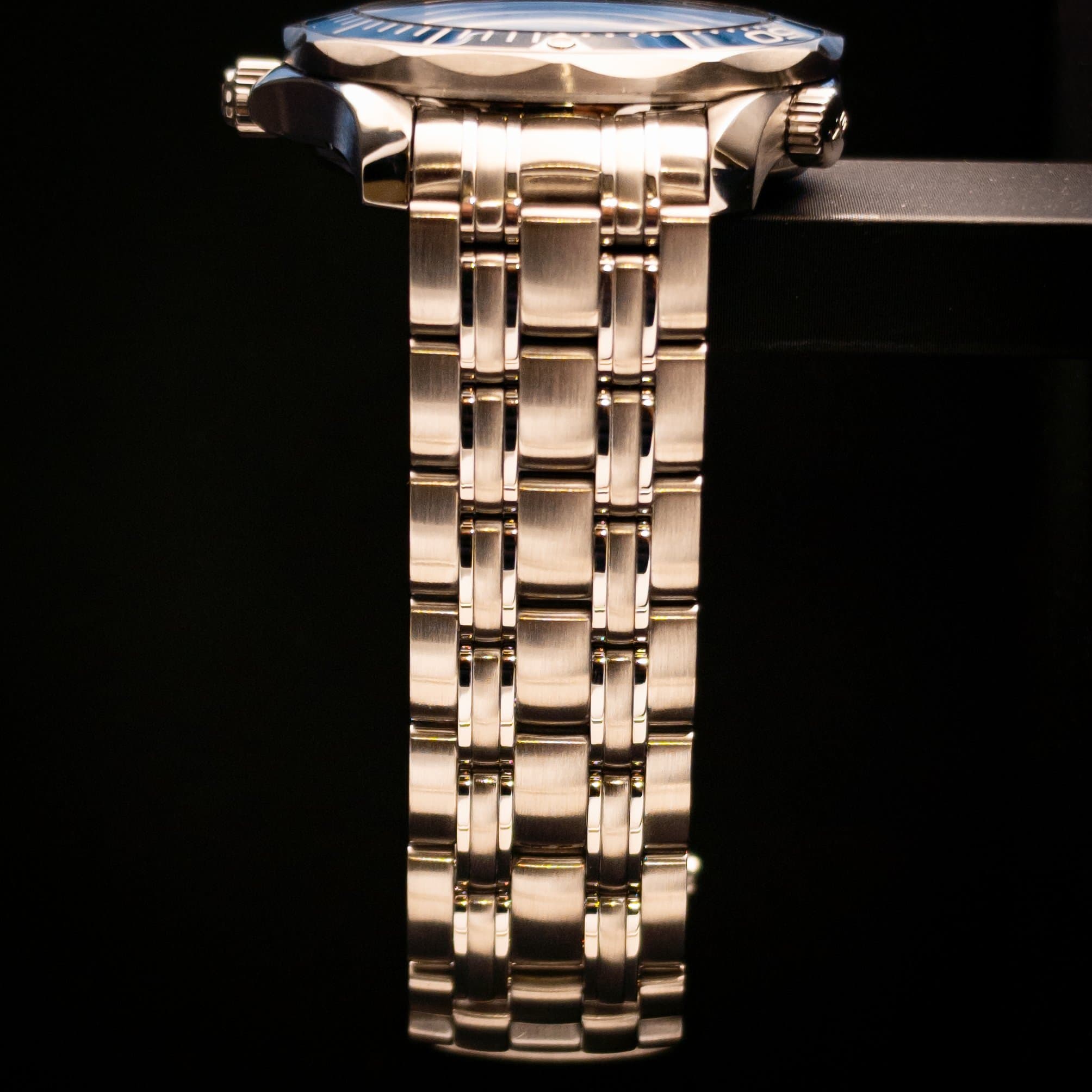 Omega Seamaster Diver 300M Blue No Wave (Ref. 212.30.41.20.03.001) — photo 11