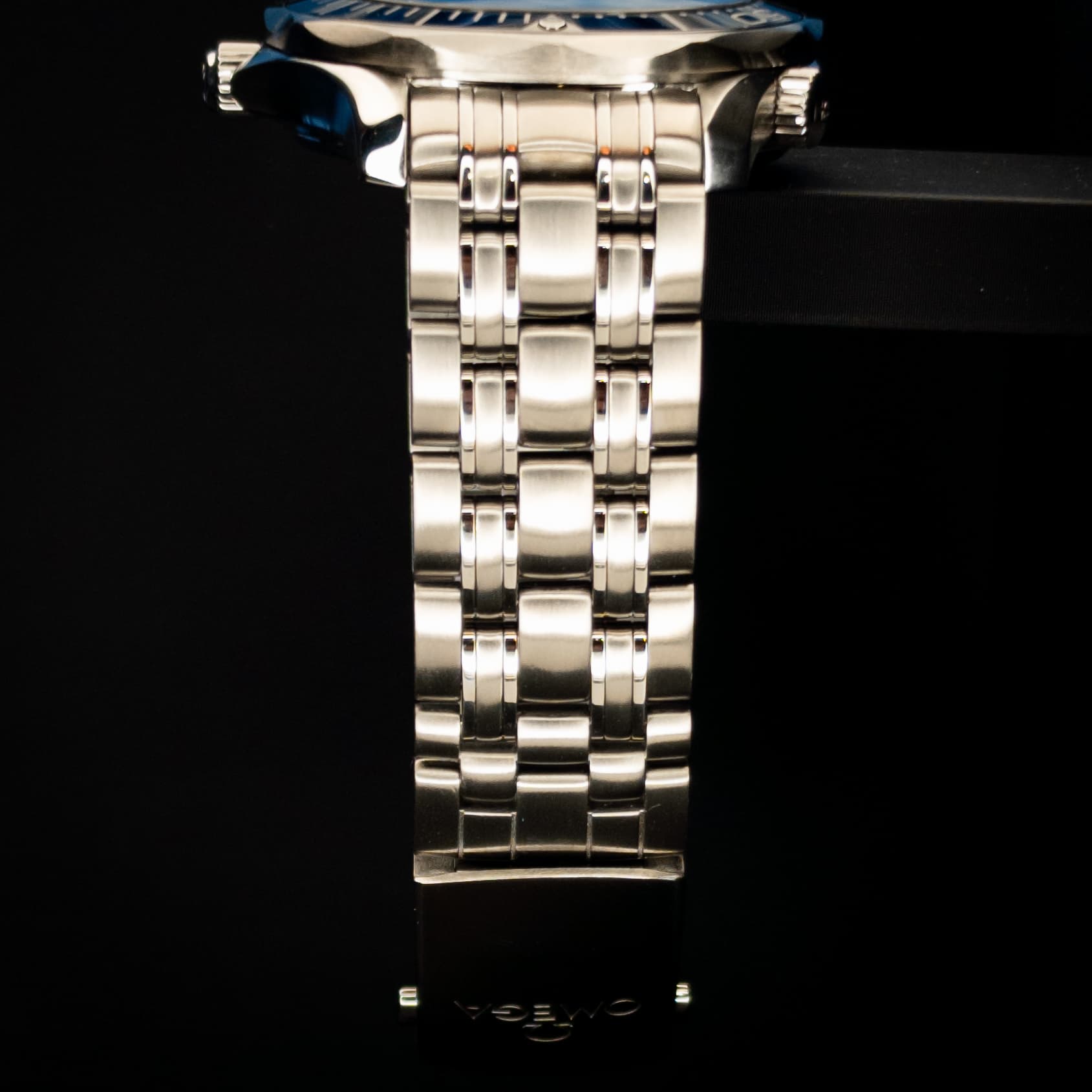 Omega SMP Black No Wave Steel (Ref. 212.30.41.20.01.003) — photo 12